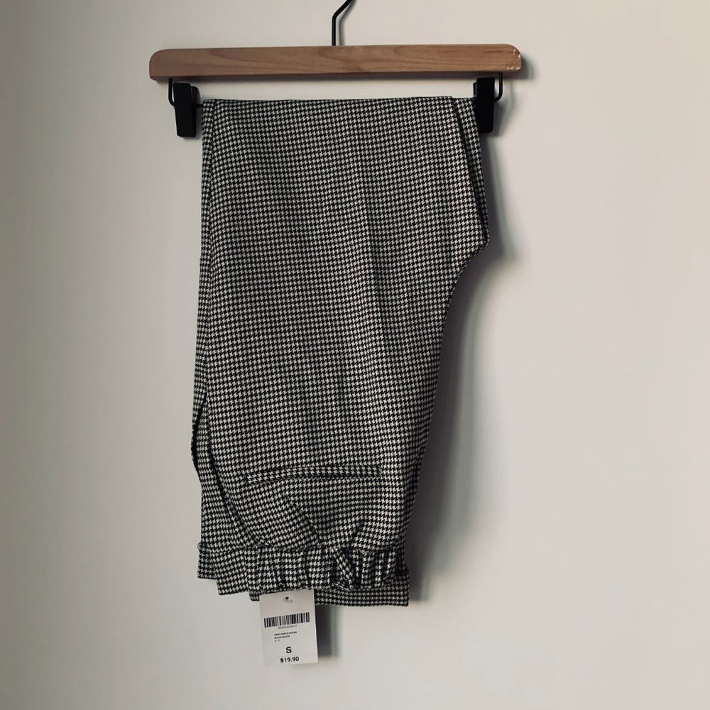 F21 Pleat Front Houndstooth Pants